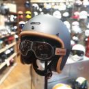 casque moto en boutique