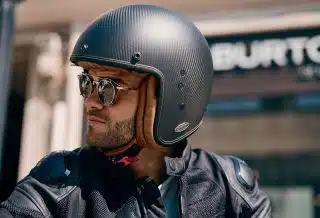 L'évolution du casque de moto technologie et tendances pour les motards d'aujourd'hui