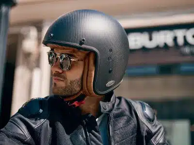 L'évolution du casque de moto technologie et tendances pour les motards d'aujourd'hui